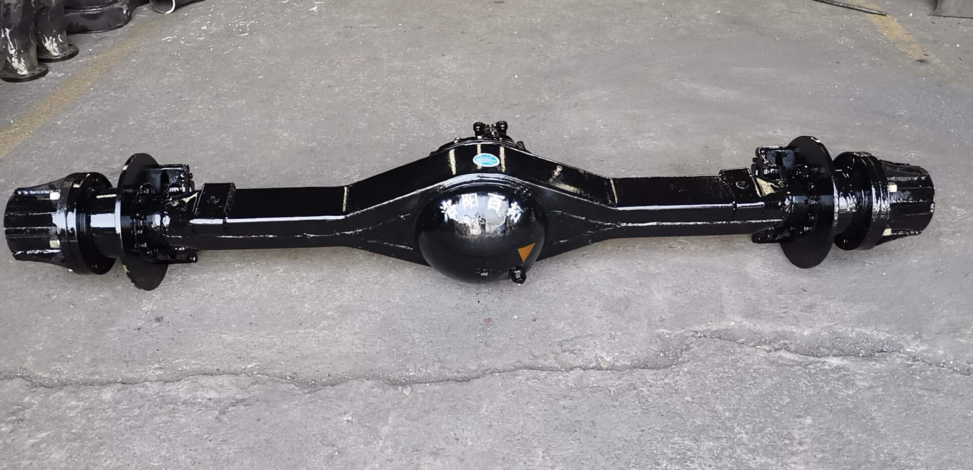 汽車后橋?qū)囕v行駛安全很重要